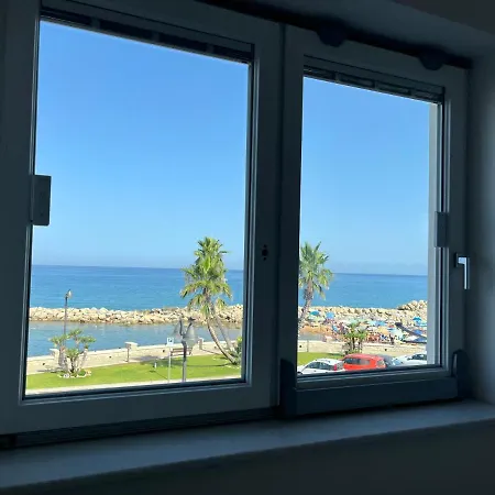 Un Posto Al Mare サンタ・マリア・ディ・カステッラバーテ